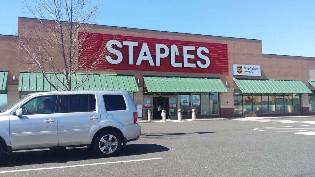 Staples | 654 North West End Blvd, Quakertown, PA 18951 | Phone: (215) 538-8812