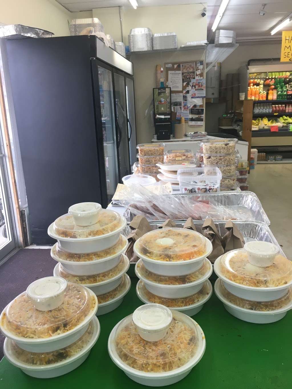 Everest Supermarket & Halal Meat & Indian Halal Food Truck | 208 Churchmans Rd, New Castle, DE 19720 | Phone: (302) 323-1080