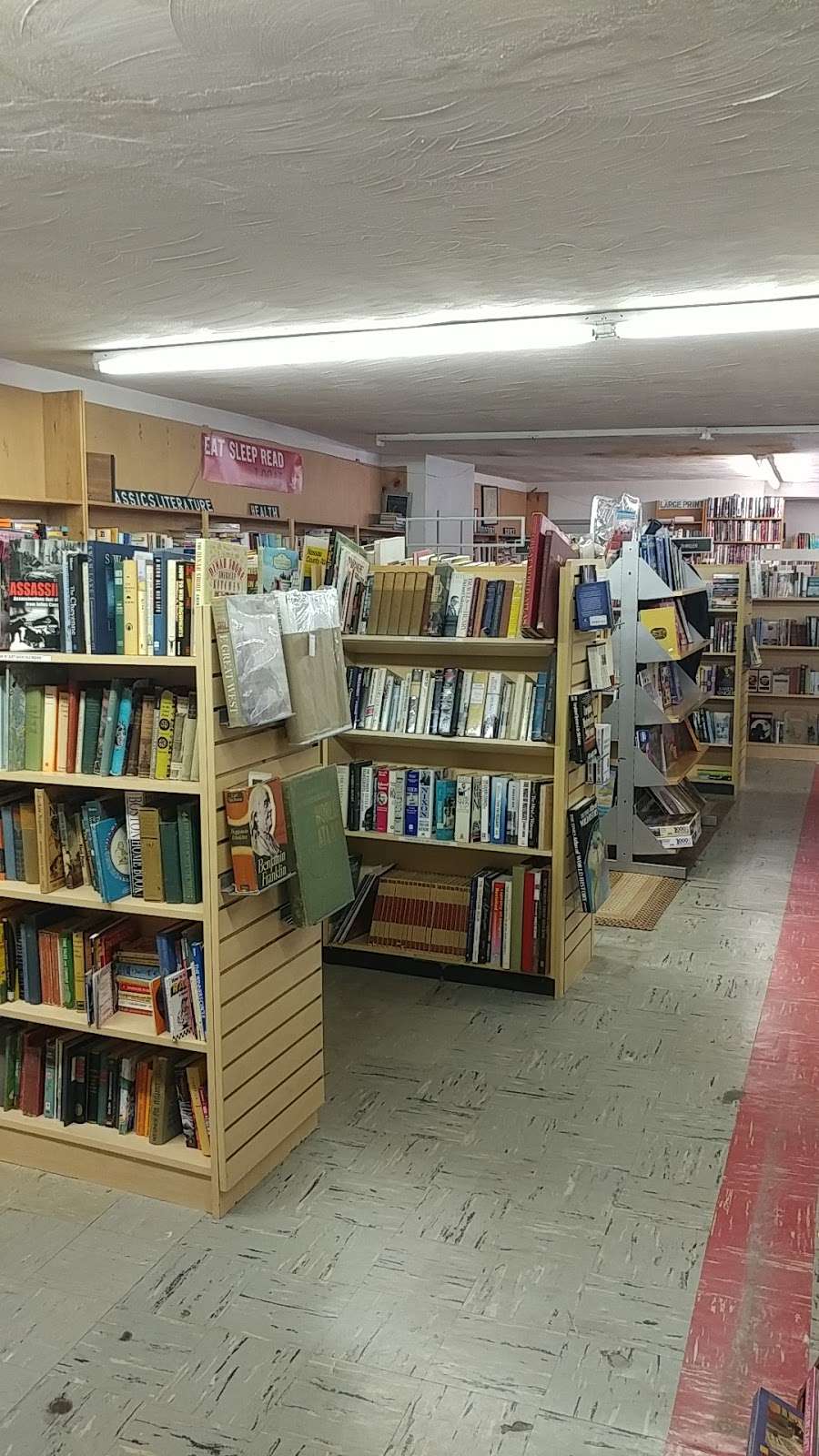 Readmore Books | 330 Winthrop St, Taunton, MA 02780, USA | Phone: (508) 822-3074