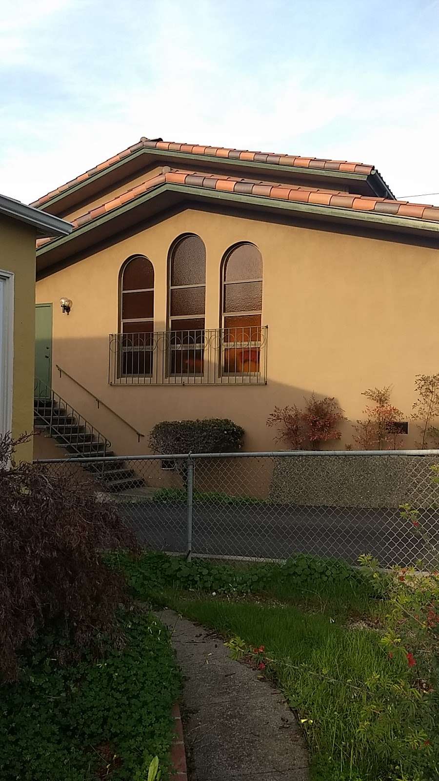 St Lawrence OToole Catholic church | 3725 High St, Oakland, CA 94619 | Phone: (510) 530-0761