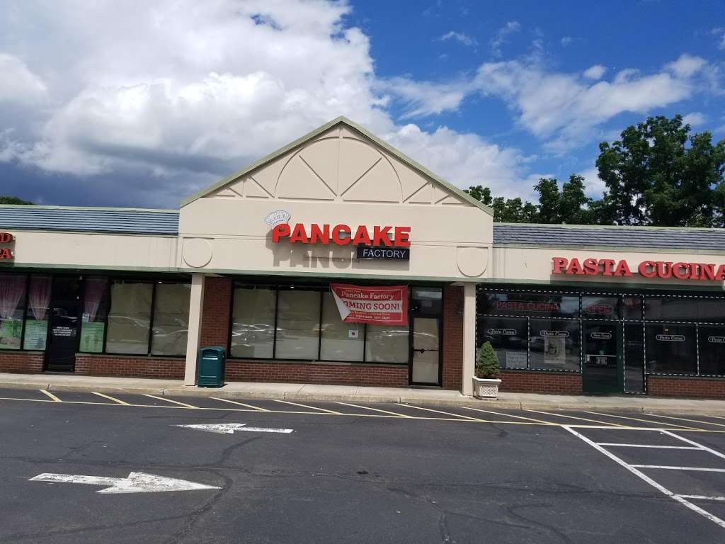Stony Point Pancake Factory | 32 S Liberty Dr, Stony Point, NY 10980, USA | Phone: (845) 553-9621