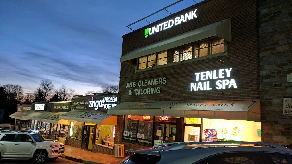 United Bank | 6500 Williamsburg Blvd, Arlington, VA 22213 | Phone: (703) 237-8050