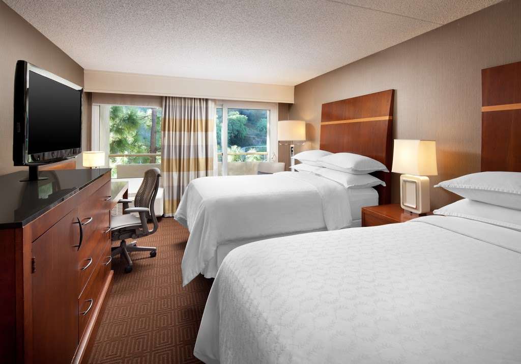 Sheraton Agoura Hills Hotel | 30100 Agoura Rd, Agoura Hills, CA 91301, USA | Phone: (818) 707-1220