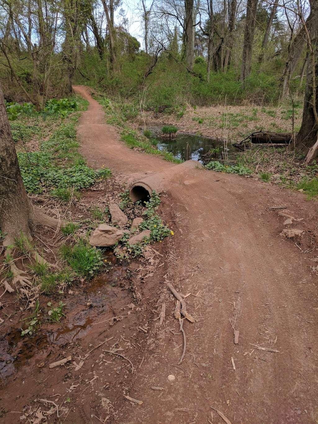 Six Mile Run Park - Mtn Bike, Hike, Equestrian | Somerset, NJ 08873, USA