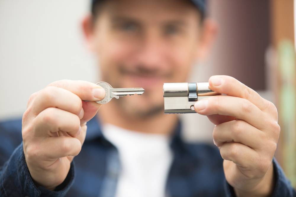 Dale Premier Locksmith | 137 23rd St, Pittsburgh, PA 15215, USA | Phone: (412) 294-0471