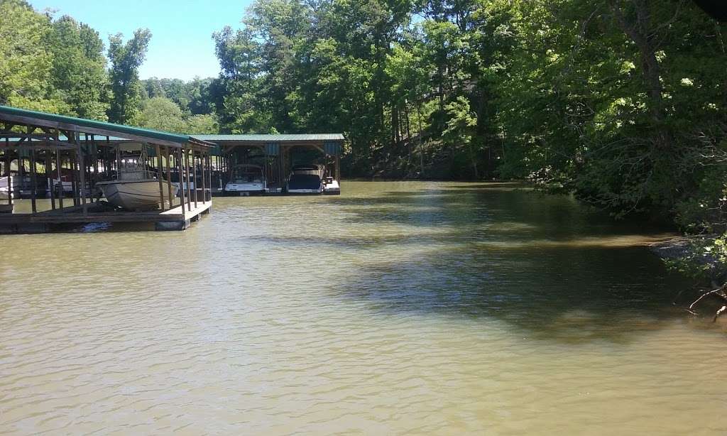 Terrys Marina | 14131 Pine Harbor Rd, Charlotte, NC 28278, USA | Phone: (704) 588-0418
