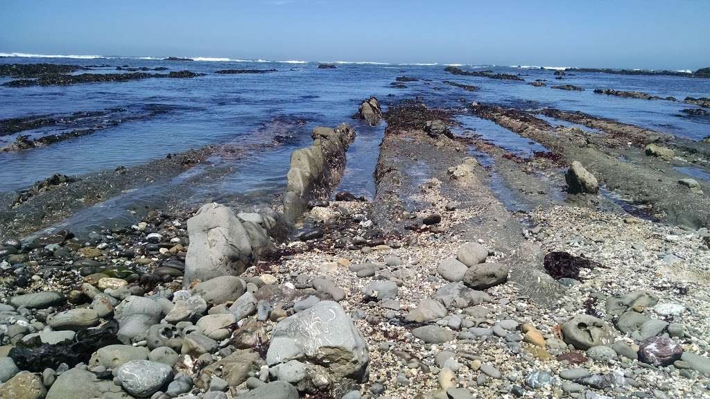 Fitzgerald Marine Ranger Station & Parking | 801-831 N Lake St, Moss Beach, CA 94038, USA