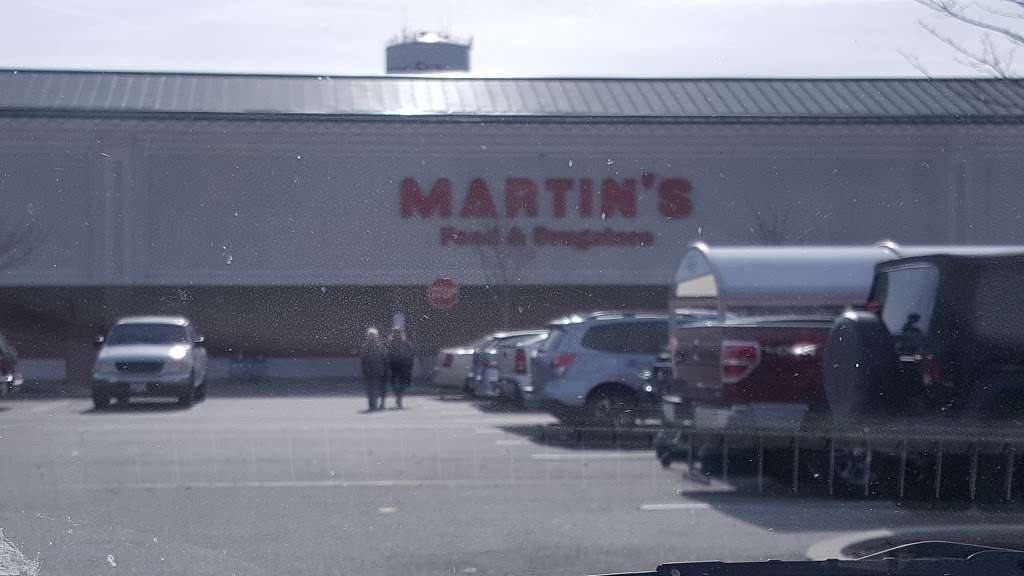 Martins Food | 24 Town Ctr, Rising Sun, MD 21911, USA | Phone: (410) 658-7900