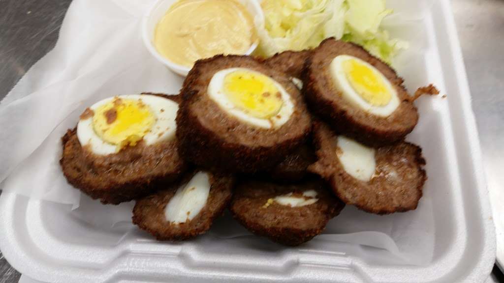 Cleveland Pub & Grill | 14000 W Cleveland Ave, New Berlin, WI 53151, USA | Phone: (262) 754-5337