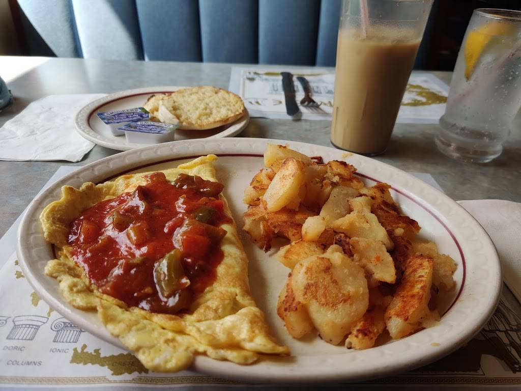 Kouros Bay Diner | 3861 Nostrand Ave, Brooklyn, NY 11235, USA | Phone: (718) 743-5777