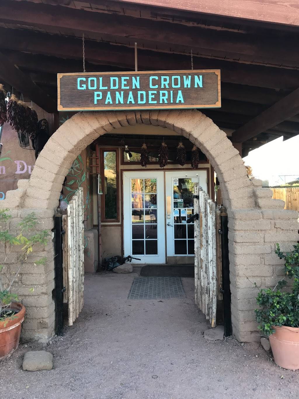 Golden Crown Panaderia | 1103 Mountain Rd NW, Albuquerque, NM 87102, USA | Phone: (505) 243-2424