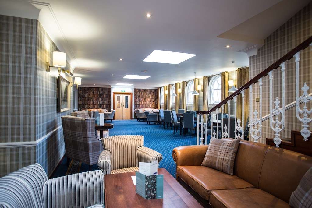 The Clarendon Hotel - Blackheath | 8-16 Montpelier Row, Blackheath, London SE3 0RW, UK | Phone: 020 8318 4321