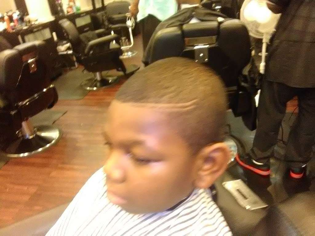 Ricos Barber Shop | 4001 S Sam Houston Pkwy E, Houston, TX 77047, USA | Phone: (832) 894-9916