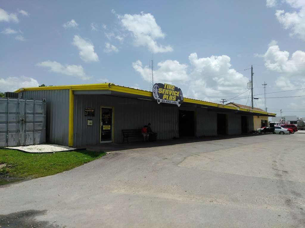 Tire Service Plus | 149 NW 16th St, Belle Glade, FL 33430, USA | Phone: (561) 996-6677