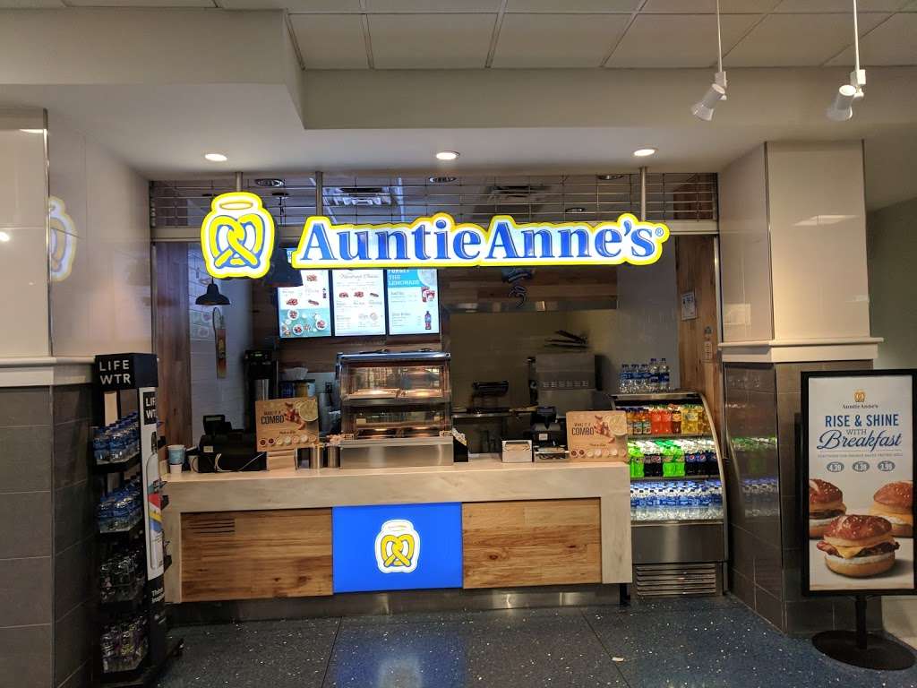 Auntie Annes | 5501 Josh Birmingham Pkwy, Charlotte, NC 28208, USA | Phone: (704) 359-4610