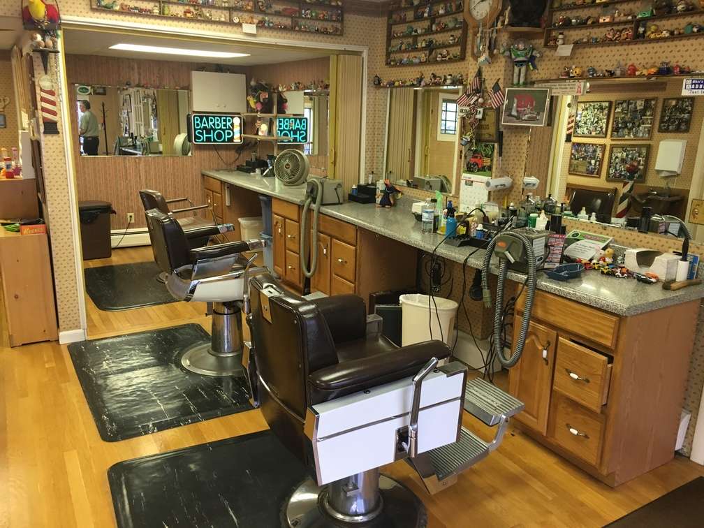 Village Barber | 483 Boston Post Rd, Weston, MA 02493, USA | Phone: (781) 893-9229