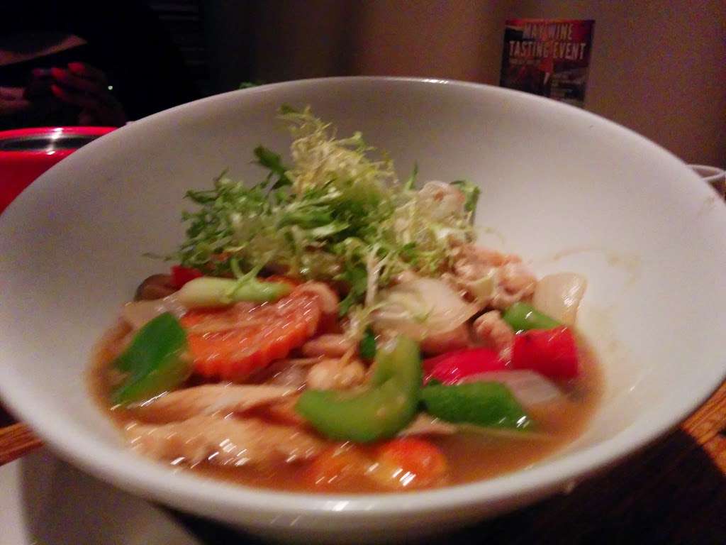 Coco Asian Bistro & Bar | 1841 Cordova Rd, Fort Lauderdale, FL 33316, USA | Phone: (954) 525-3541