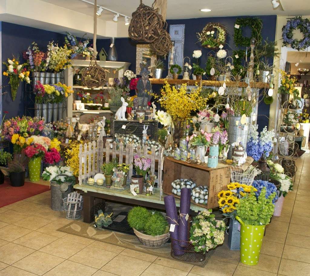 Blue Moon Florist & Gift Shop | 1107 Horseshoe Pike, Downingtown, PA 19335, USA | Phone: (610) 873-7900