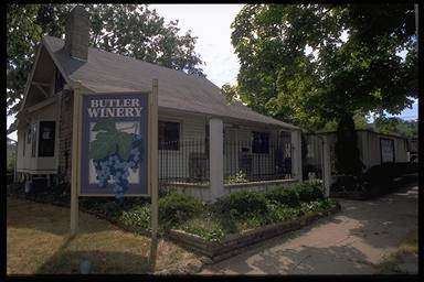 Butler Winery & Vineyard | 1022 N College Ave, Bloomington, IN 47404, USA | Phone: (812) 339-7233