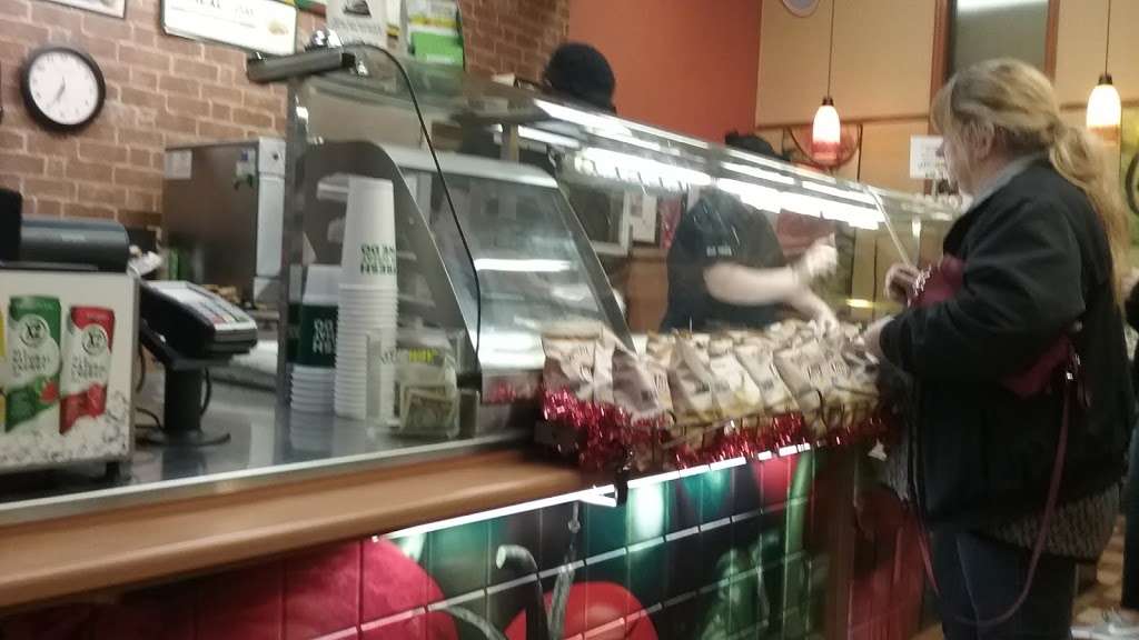 Subway Restaurants | 1829 Stefko Blvd, Bethlehem, PA 18017, USA | Phone: (610) 882-1220