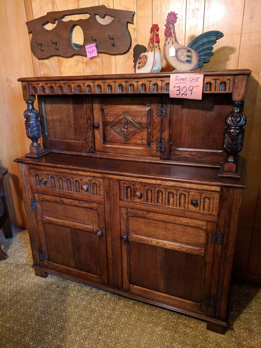 Paragon Antiques, Waller, Texas | 2122 Mills St, Waller, TX 77484, USA | Phone: (936) 931-1054