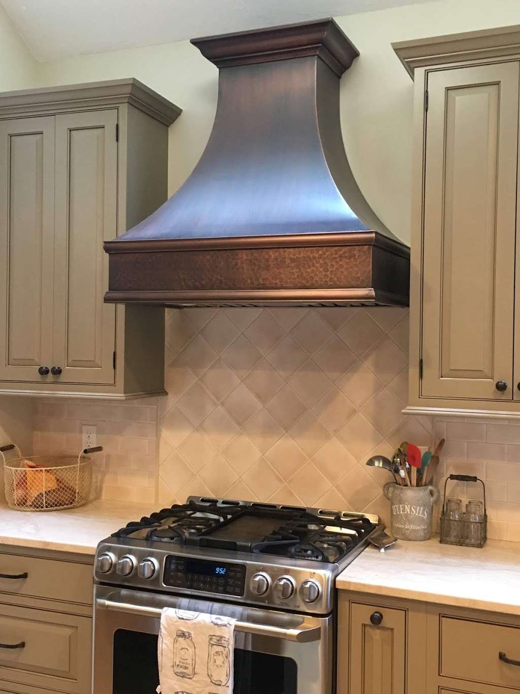 Copperhoods | W291N3868 Round Hill Cir, Pewaukee, WI 53072, USA | Phone: (866) 672-3401