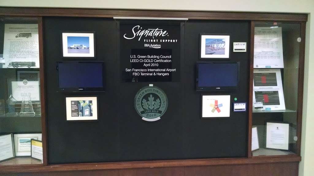 Signature Flight Support SFO - San Francisco International Airpo | Signature Executive Terminal, 1052 N Access Rd, San Francisco, CA 94128, USA | Phone: (650) 877-6800