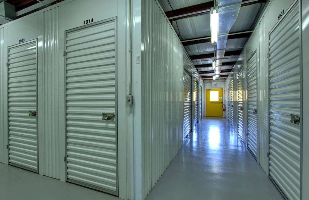 Storage Choice - Clear Lake | 14640 TX-3 b, Webster, TX 77598 | Phone: (281) 488-9144