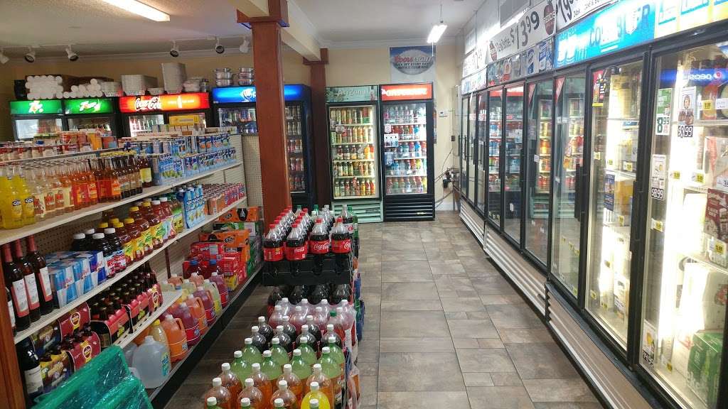 Familia Mini Market | 9237, 271 Fort Smith Blvd, Deltona, FL 32738 | Phone: (321) 363-0260