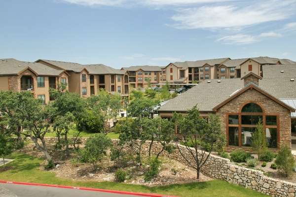 Hilltop at Shavano Apartments | 17239 Shavano Ranch Dr, San Antonio, TX 78257 | Phone: (210) 479-9898