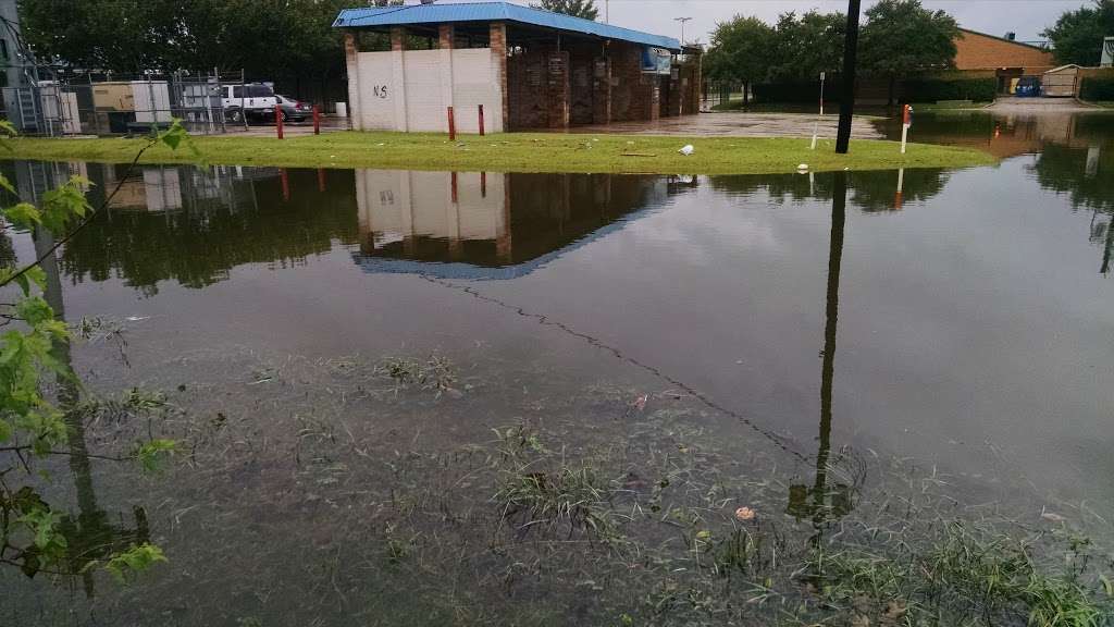 Martins Car Wash | Benning Dr, Houston, TX 77096, USA