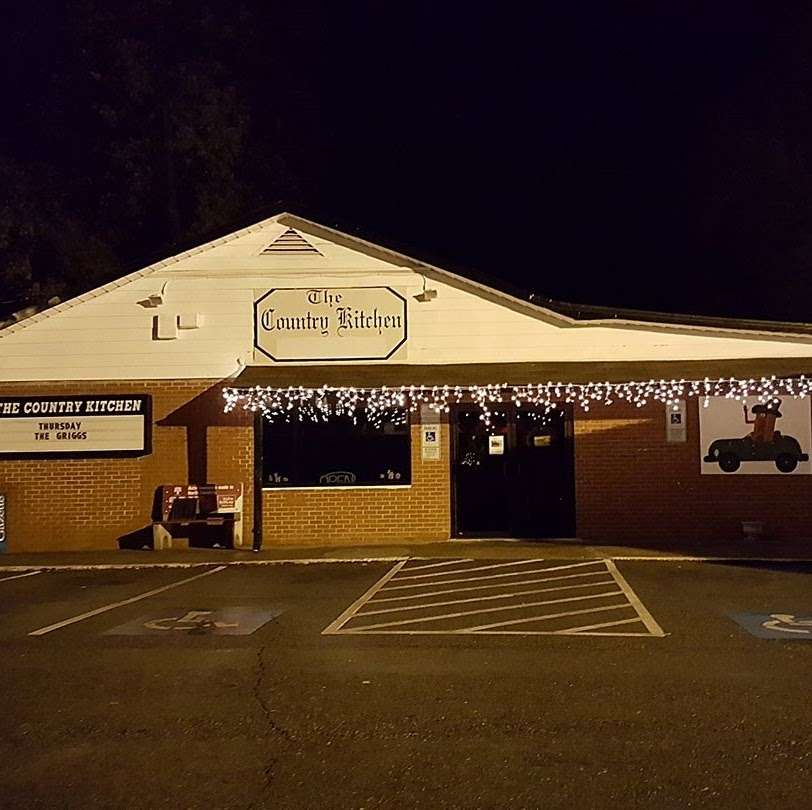 Country Kitchen | 116 E Main St, Dallas, NC 28034, USA | Phone: (704) 922-9597
