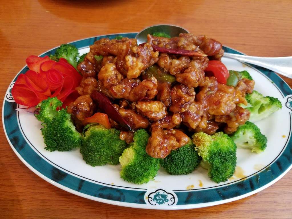 Mr. Ks Chinese Cuisine & Sushi | 10395 Narcoossee Rd, Orlando, FL 32832, USA | Phone: (407) 273-9966