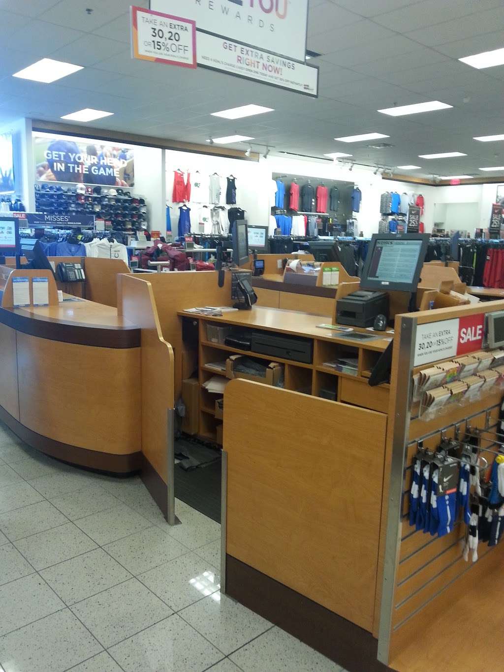 Kohls Brownsburg | 580 W Northfield Dr, Brownsburg, IN 46112, USA | Phone: (317) 852-3705