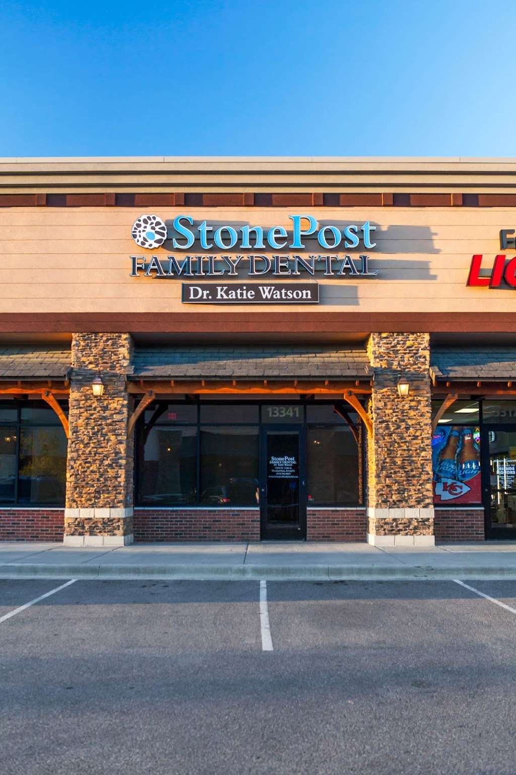 Stone Post Family Dental | 13341 W 135th St, Overland Park, KS 66221, USA | Phone: (913) 766-0027