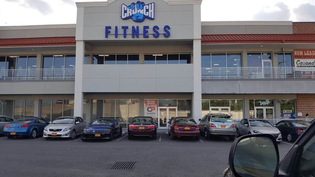 Crunch Fitness - Staten Island | 364 Bay St, Staten Island, NY 10301, USA | Phone: (718) 816-7800