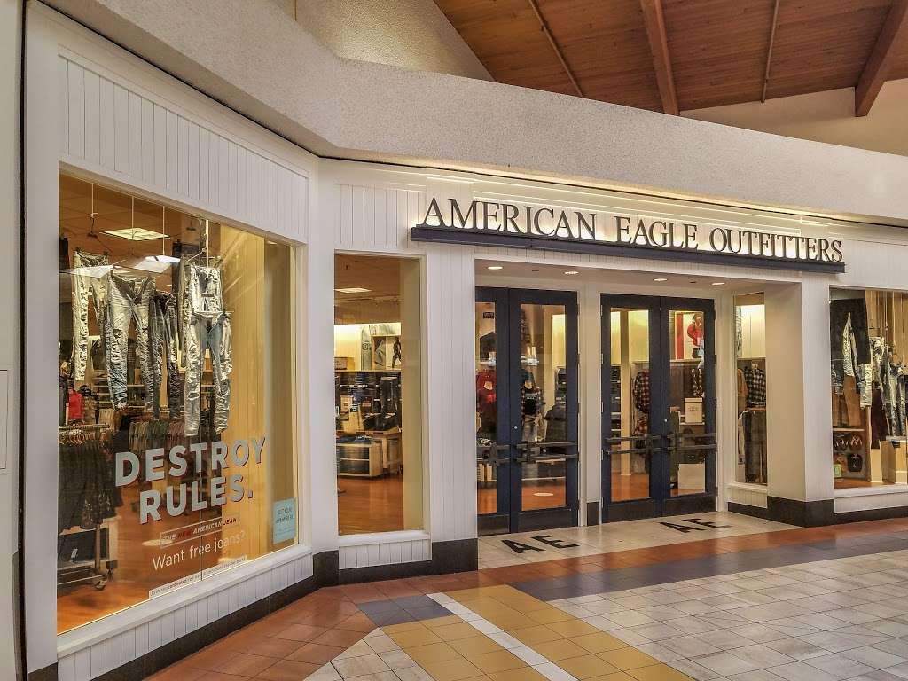 American Eagle Outfitters | 3340 Mall Loop Dr Space 1046, Joliet, IL 60431, USA | Phone: (815) 436-3098