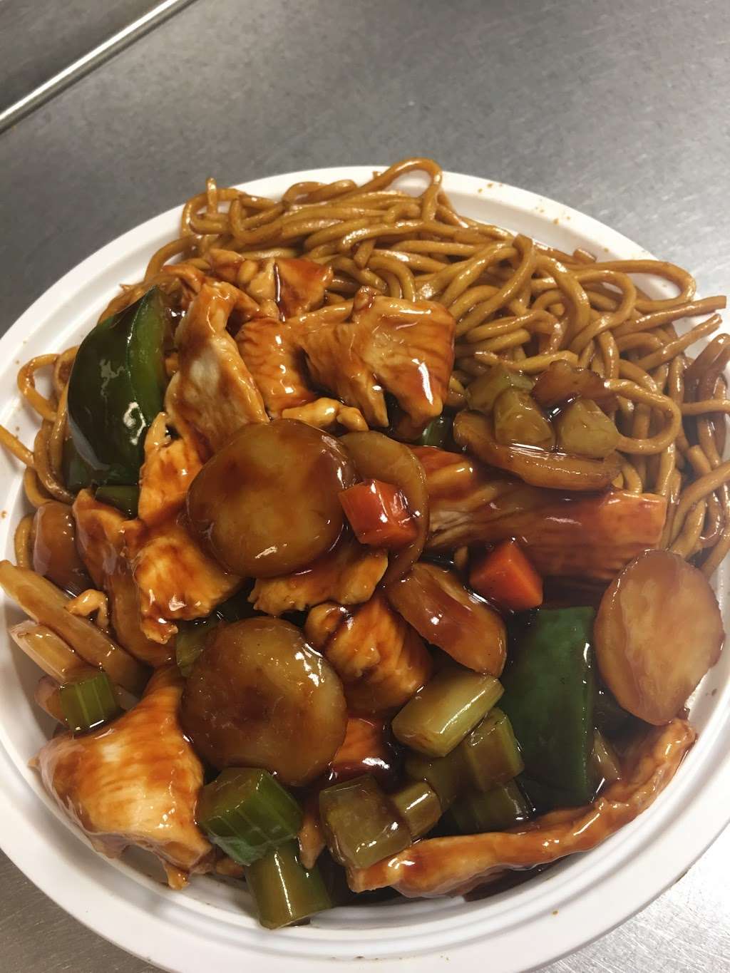 Sultan Wok Chinese, Sushi & Thai | 33 Princeton Hightstown Rd, Princeton Junction, NJ 08550, USA | Phone: (609) 799-9666