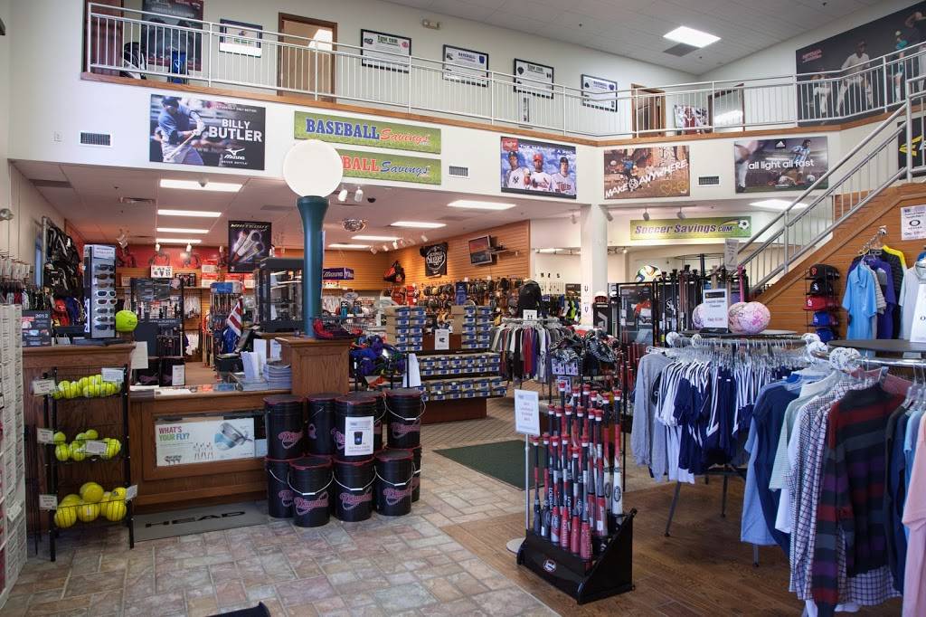 TGW - The Golf Warehouse | 8851 E 34th St N, Wichita, KS 67226, USA | Phone: (316) 858-0462