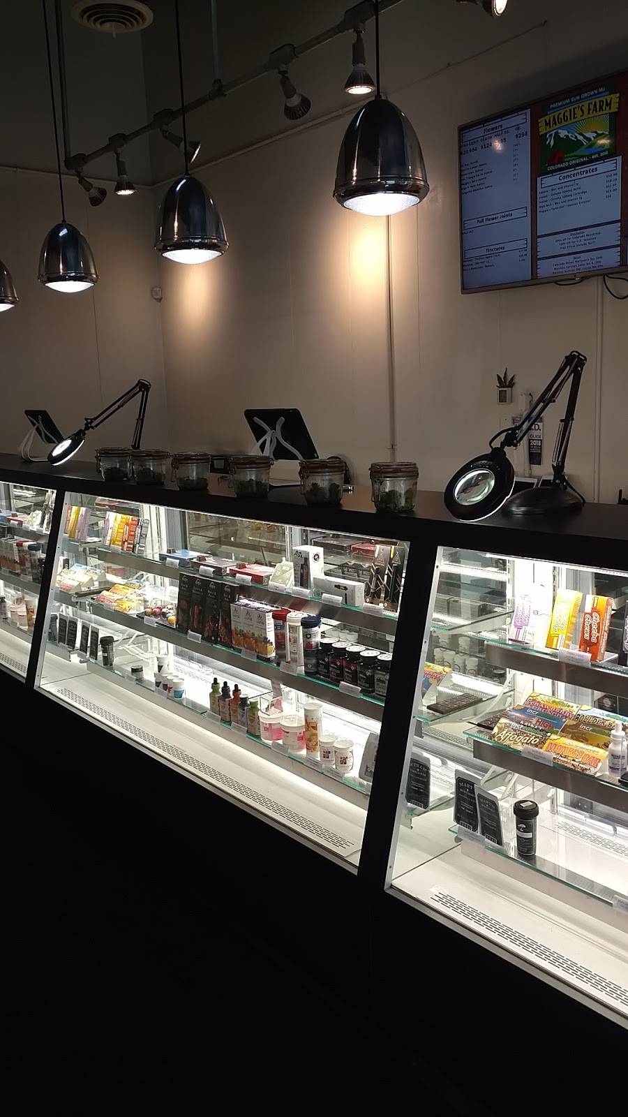 Maggies Farm Marijuana Dispensary | 141 Manitou Ave, Manitou Springs, CO 80829, USA | Phone: (719) 685-1655