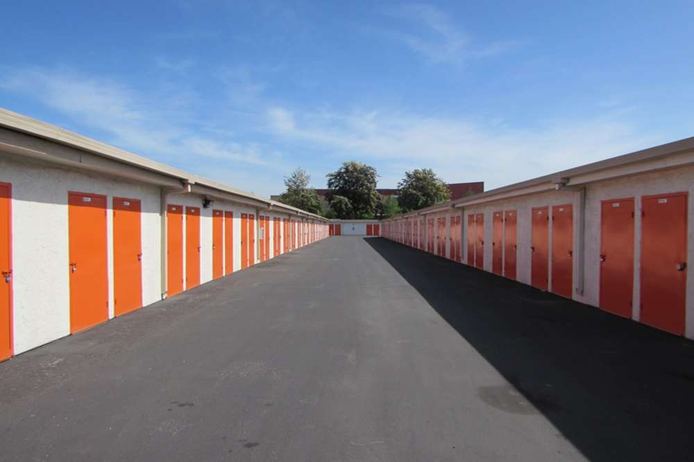 Public Storage | 475 Tully Rd, San Jose, CA 95111, USA | Phone: (408) 673-9160