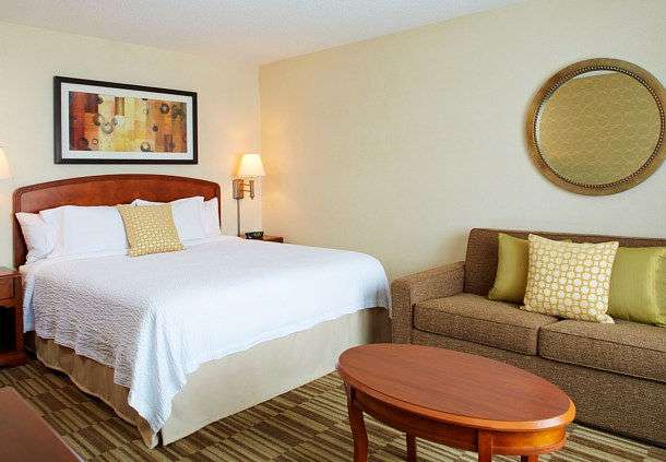 Courtyard by Marriott Boston Natick | 342 Speen St, Natick, MA 01760, USA | Phone: (508) 655-6100