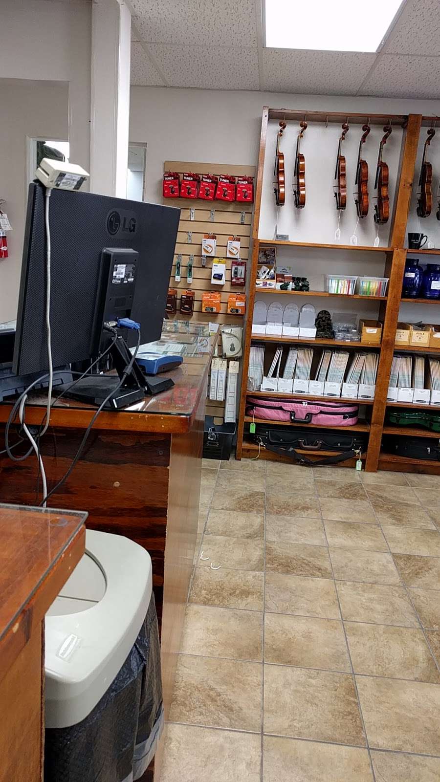 Lisle Violin Shop - Pasadena | 4510 Burke Rd, Pasadena, TX 77504, USA | Phone: (281) 487-7303