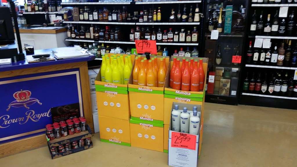 Valley Wine & Spirits | 10103 Cherry Ln, Lenexa, KS 66220, USA | Phone: (913) 393-3232