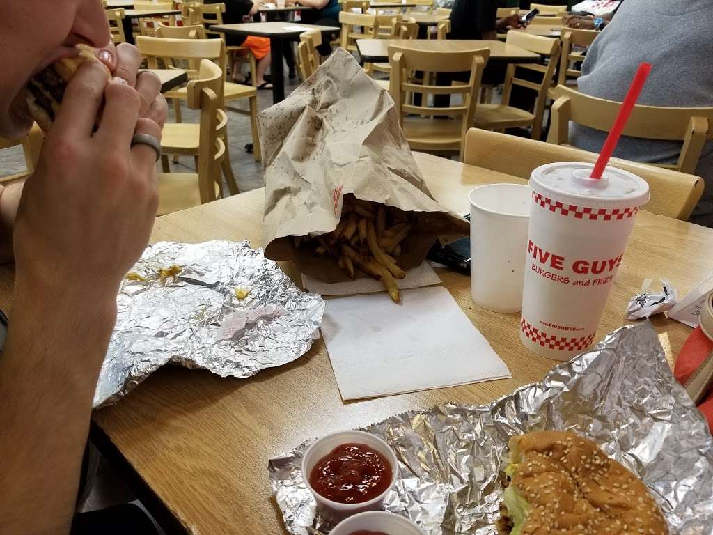 Five Guys | 7690 Dorchester Blvd, Hanover, MD 20794 | Phone: (410) 799-3933