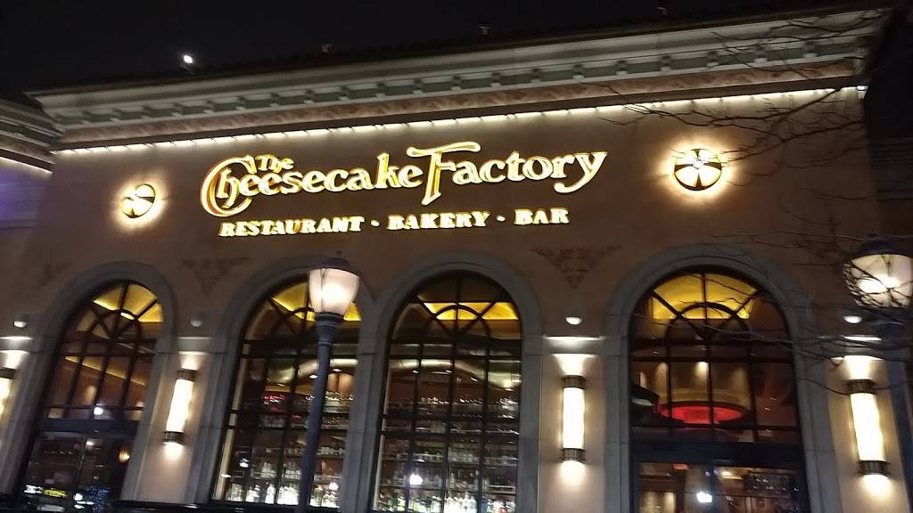 The Cheesecake Factory | 415 S 27th St, Pittsburgh, PA 15203, USA | Phone: (412) 431-7800