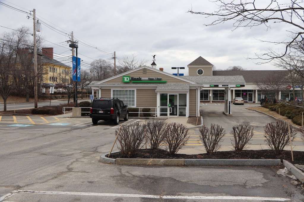 TD Bank | 62 Central St, Georgetown, MA 01833, USA | Phone: (978) 352-6110