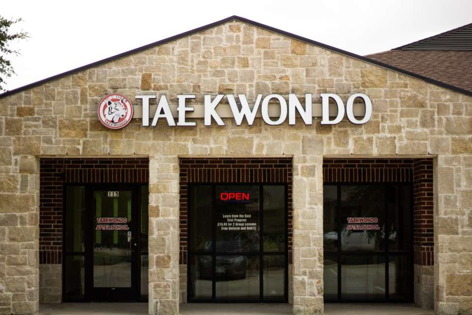 Kick Tiger Taekwondo | 2121 Sandy Lake Rd, Carrollton, TX 75006, USA | Phone: (817) 744-0140