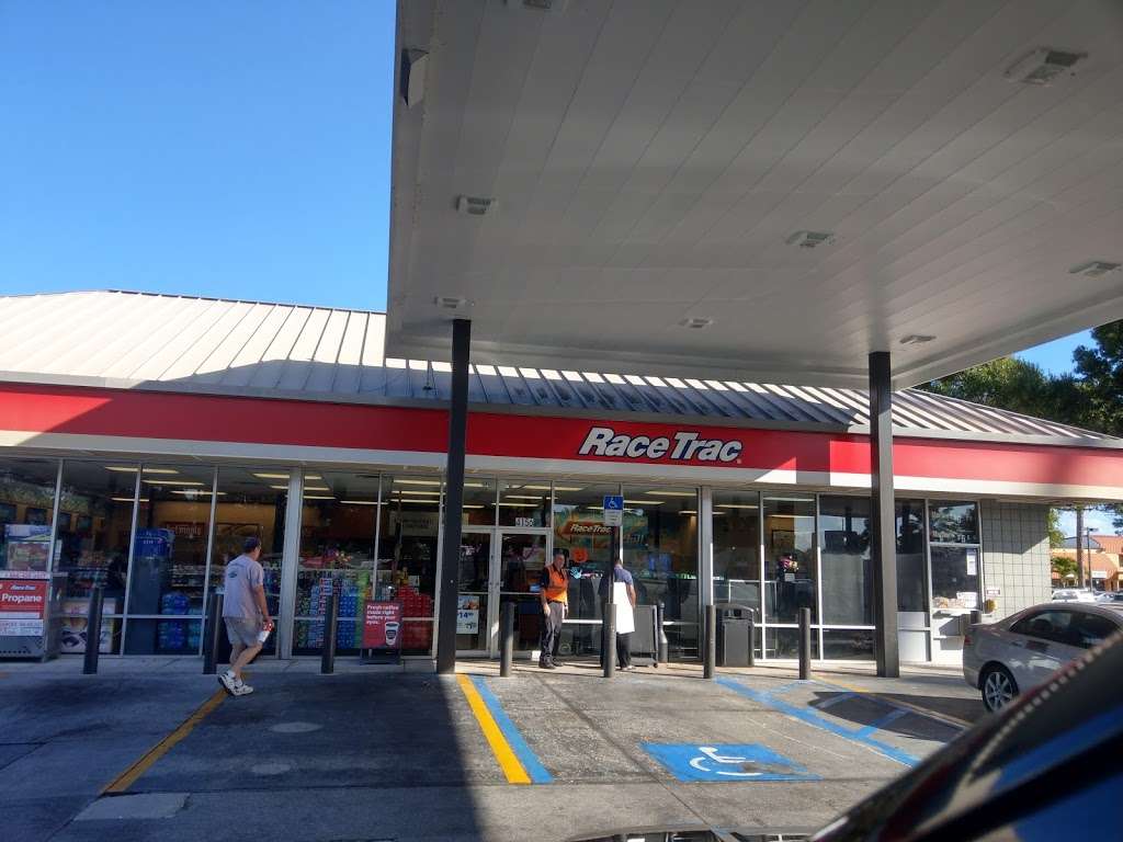 RaceTrac | 4156 W Blue Heron Blvd, Riviera Beach, FL 33404, USA | Phone: (561) 881-8330