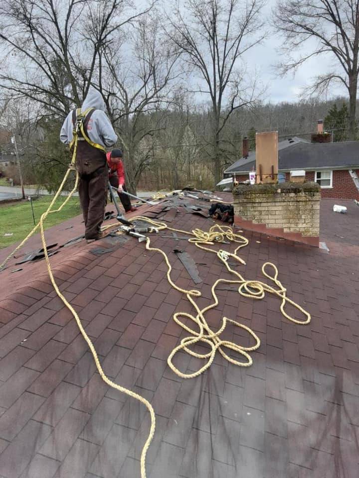 Ford & Son Roofing | 421 Anderson Ferry Rd, Cincinnati, OH 45238, USA | Phone: (513) 244-9900